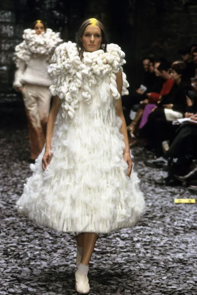 Look 5